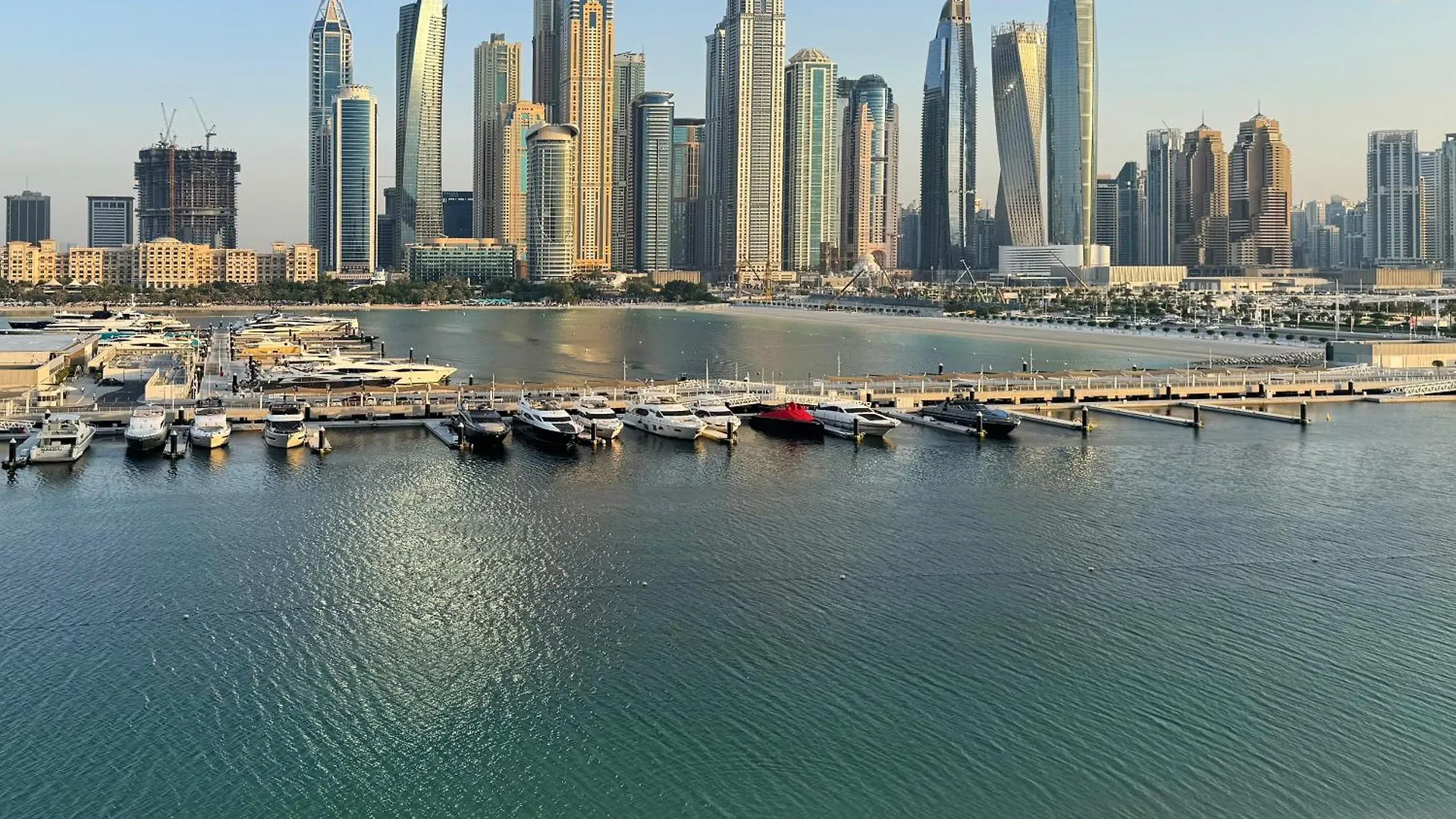 Iconic Palm And Atlantis View With Private Beach & Pool Dubai